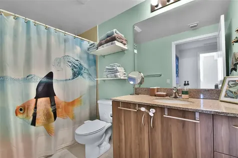 601 NE 23rd Street Miami FL 33137