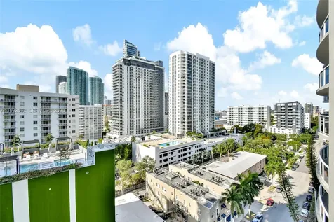 601 NE 23rd Street Miami FL 33137