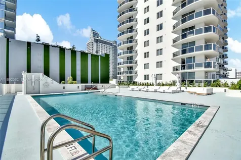 601 NE 23rd Street Miami FL 33137