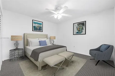 1021 Mockingbird Lane Plantation FL 33324