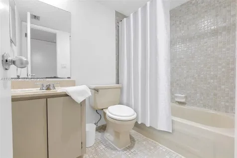 1021 Mockingbird Lane Plantation FL 33324