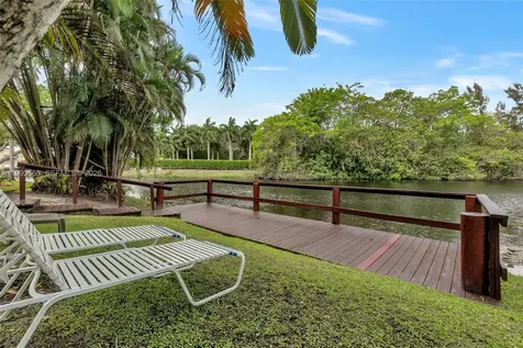 1021 Mockingbird Lane Plantation FL 33324