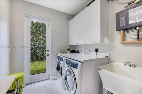 5602 SW 65th Court South Miami FL 33143