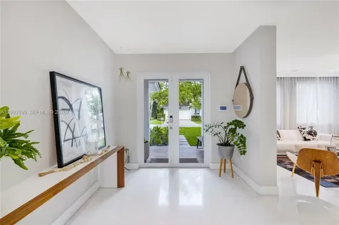 5602 SW 65th Court South Miami FL 33143