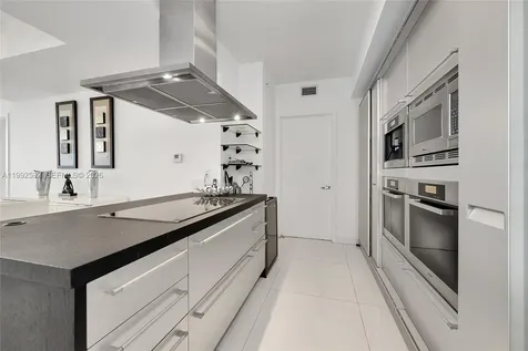 18201 Collins Avenue Sunny Isles Beach FL 33160