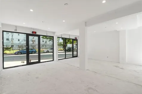 212 NW 11th Street Miami FL 33136