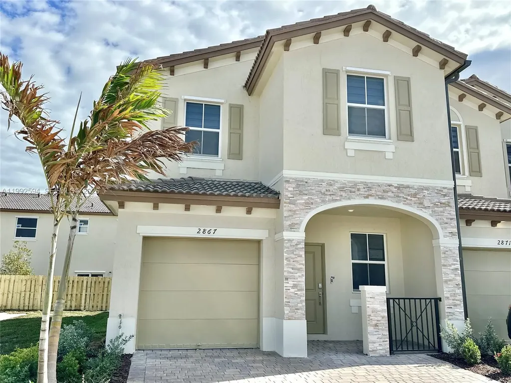 2867 SE 25th Terrace Homestead FL 33035