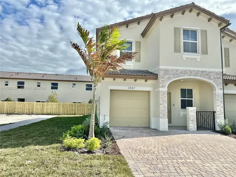 2867 SE 25th Terrace Homestead FL 33035