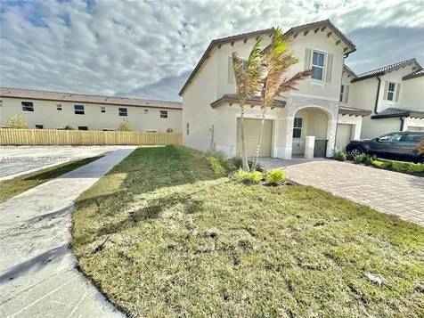 2867 SE 25th Terrace Homestead FL 33035
