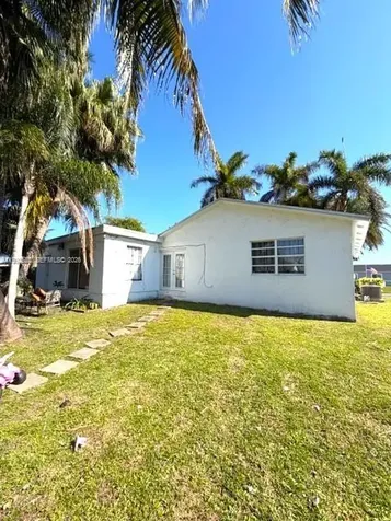 13041 SW 260th Terrace Homestead FL 33032