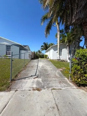 13041 SW 260th Terrace Homestead FL 33032