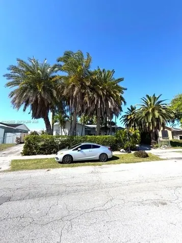 13041 SW 260th Terrace Homestead FL 33032
