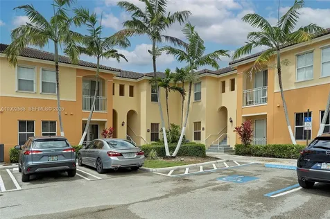 10012 NW 7th Street Miami FL 33172