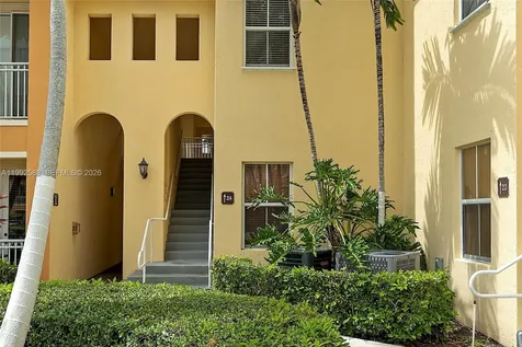 10012 NW 7th Street Miami FL 33172