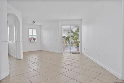 10012 NW 7th Street Miami FL 33172