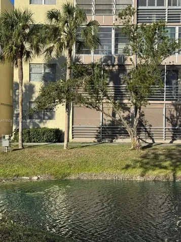 1810 SW 81st Avenue North Lauderdale FL 33068