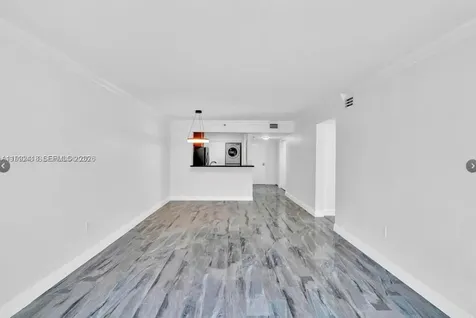 8900 Collins Avenue Surfside FL 33154