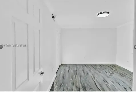 8900 Collins Avenue Surfside FL 33154