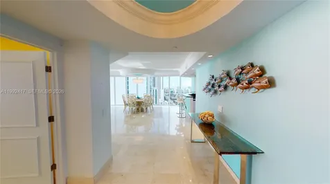 17555 Collins Avenue Sunny Isles Beach FL 33160