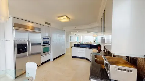 17555 Collins Avenue Sunny Isles Beach FL 33160