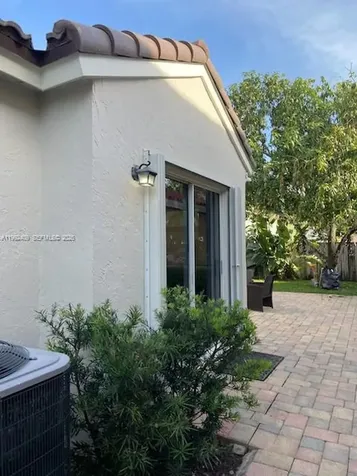 11841 SW 94th Street Miami FL 33186
