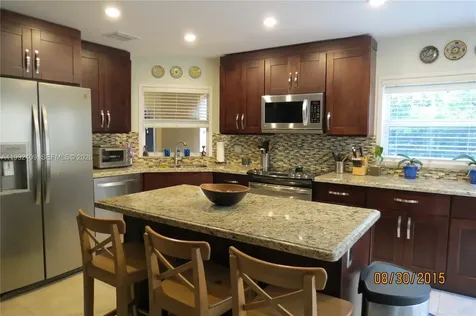 11841 SW 94th Street Miami FL 33186