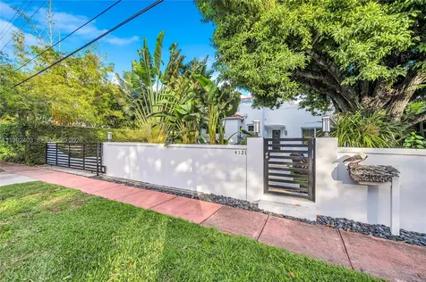 4321 Nautilus Drive Miami Beach FL 33140