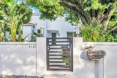 4321 Nautilus Drive Miami Beach FL 33140