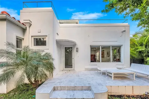 4321 Nautilus Drive Miami Beach FL 33140