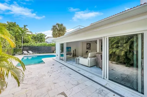 4321 Nautilus Drive Miami Beach FL 33140