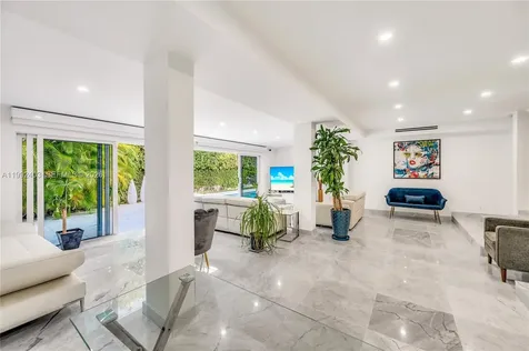 4321 Nautilus Drive Miami Beach FL 33140
