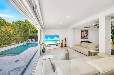 4321 Nautilus Drive Miami Beach FL 33140