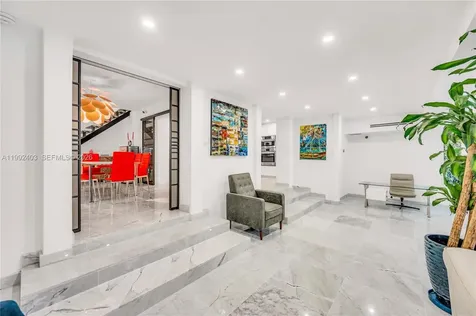 4321 Nautilus Drive Miami Beach FL 33140