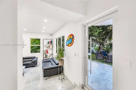 4321 Nautilus Drive Miami Beach FL 33140
