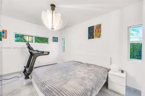 4321 Nautilus Drive Miami Beach FL 33140