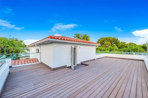 4321 Nautilus Drive Miami Beach FL 33140