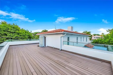 4321 Nautilus Drive Miami Beach FL 33140