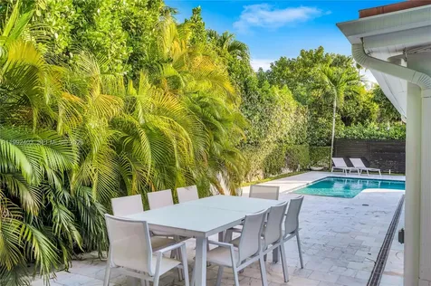 4321 Nautilus Drive Miami Beach FL 33140