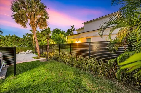 4321 Nautilus Drive Miami Beach FL 33140