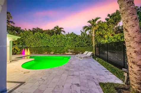 4321 Nautilus Drive Miami Beach FL 33140