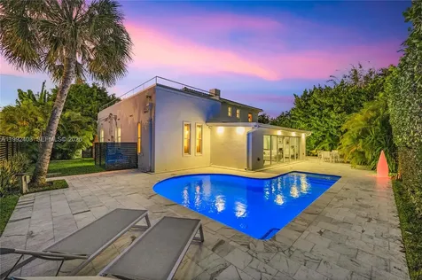 4321 Nautilus Drive Miami Beach FL 33140