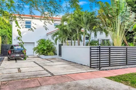 4321 Nautilus Drive Miami Beach FL 33140