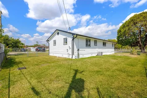 1867 NW 8th Avenue Homestead FL 33030