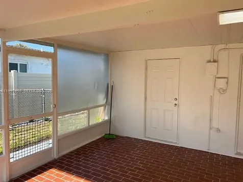 2820 SW 65th Avenue Miramar FL 33023