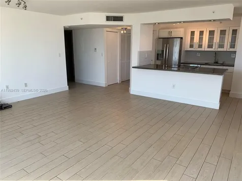 1688 West Avenue Miami Beach FL 33139