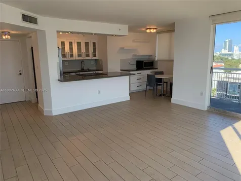 1688 West Avenue Miami Beach FL 33139