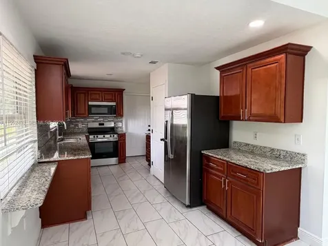 2356 Royal Oaks Boulevard Kissimmee FL 34744