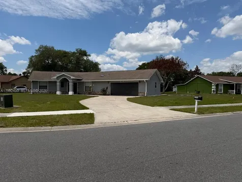 2356 Royal Oaks Boulevard Kissimmee FL 34744