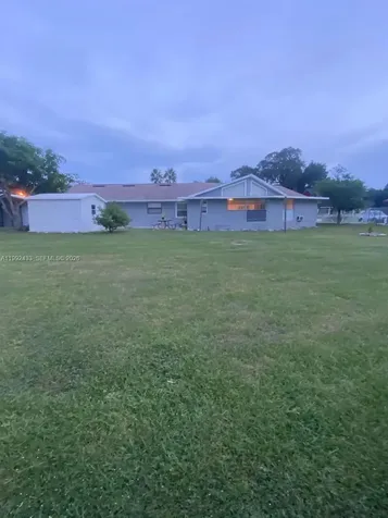 2356 Royal Oaks Boulevard Kissimmee FL 34744