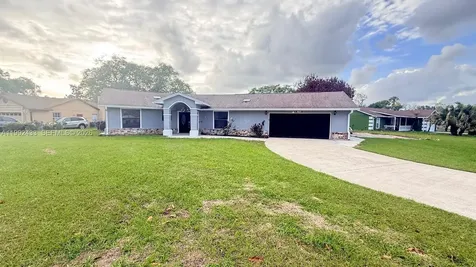 2356 Royal Oaks Boulevard Kissimmee FL 34744